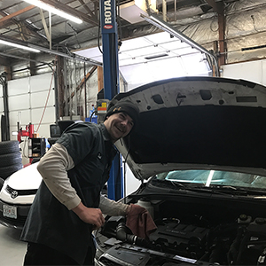 Auto Repair shop in City State